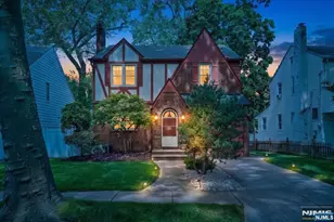 988 Richard Ct, Teaneck Township, NJ 07666 - Photo 22