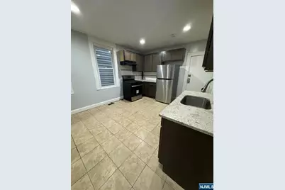 103 9th Street, Newark, NJ 07107 - Photo 2