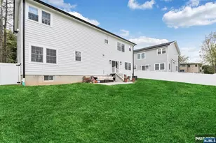 765 6th Ave, River Edge, NJ 07661 - Photo 42