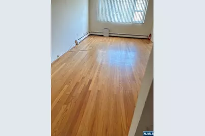 504 Summit Avenue, Fort Lee, NJ 07024 - Photo 6