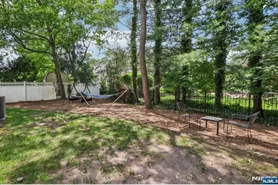 43 N Pleasant Avenue, Ridgewood, NJ 07450 - Photo 38