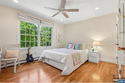 43 N Pleasant Avenue, Ridgewood, NJ 07450 - Photo 28