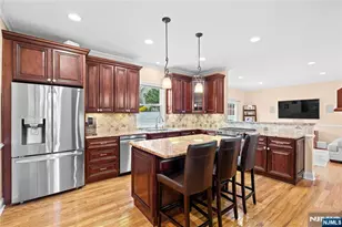 160 Lozier Terrace, River Edge, NJ 07661 - Photo 16