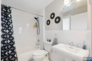 88B Myrtle Ave, Edgewater, NJ 07020 - Photo 28