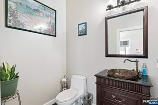 88B Myrtle Ave, Edgewater, NJ 07020 - Photo 6
