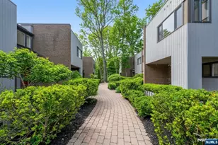 207 Pond Terrace 4D, Washington Township, NJ 07676 - Photo 2