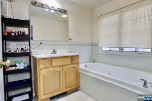 386A Park Ave, Fairview, NJ 07022 - Photo 30