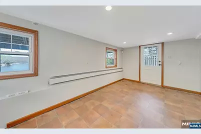 95 Wildwood Road, Jefferson Township, NJ 07438 - Photo 38