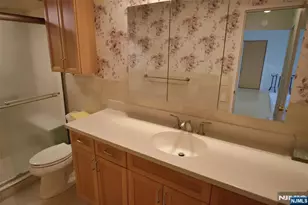 460 Liberty Street 460 B Unit 207, Little Ferry, NJ 07643 - Photo 16