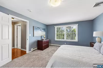 488 Dorchester Road, Ridgewood, NJ 07450 - Photo 16