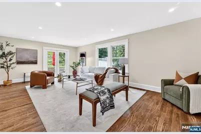 34 Buttonwood Road, Essex Fells, NJ 07021 - Photo 10