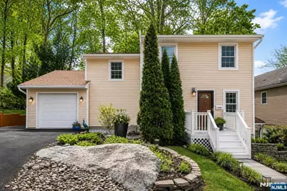 119 Sherwood Avenue, Mahwah, NJ 07430 - Photo 2