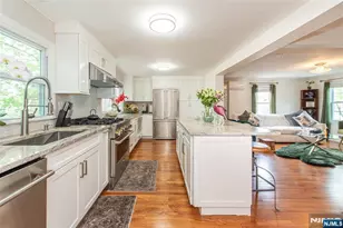 119 Sherwood Ave, Mahwah, NJ 07430 - Photo 6