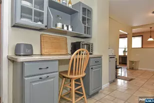 247 Grove St, Lodi, NJ 07644 - Photo 8