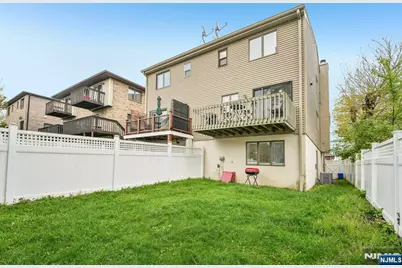 2451 Leighton B (Left Side) #B (left side), Fort Lee, NJ 07024 - Photo 28