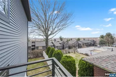 270 Lafayette Avenue 2 #2, Lyndhurst Township, NJ 07071 - Photo 2
