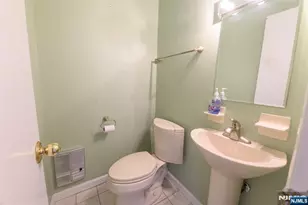 1-15 Coles Ave 3B, Hackensack, NJ 07601 - Photo 12