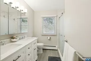 25 Dundee Ct, Mahwah, NJ 07430 - Photo 40