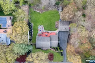 25 Dundee Ct, Mahwah, NJ 07430 - Photo 50
