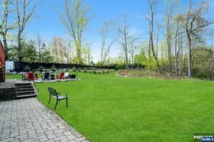 25 Dundee Ct, Mahwah, NJ 07430 - Photo 48