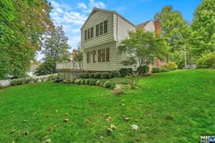 12 Lawrence Pkwy, Tenafly, NJ 07670 - Photo 34