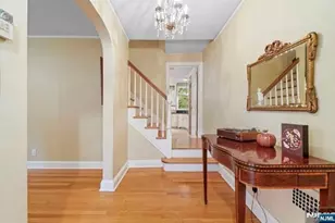12 Lawrence Pkwy, Tenafly, NJ 07670 - Photo 4