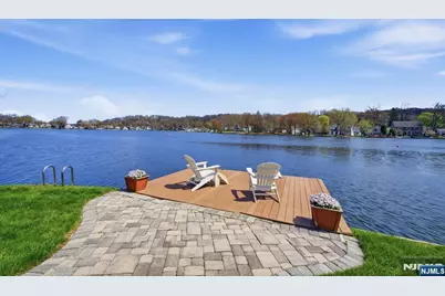 84 W Shore Road, Denville, NJ 07834 - Photo 44