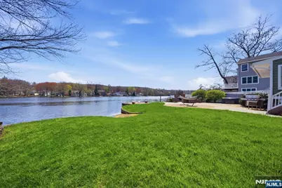 84 W Shore Road, Denville, NJ 07834 - Photo 46