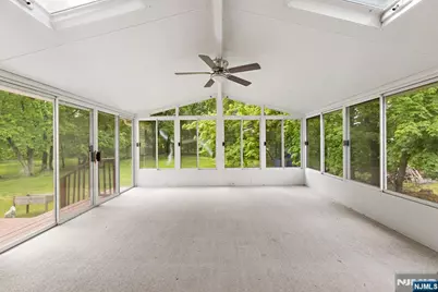 363 Vesta Court, Ridgewood, NJ 07450 - Photo 12