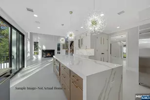 308 Haywood Dr, Paramus, NJ 07652 - Photo 4