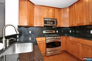 7400 River Road 228, North Bergen, NJ 07047 - Photo 4