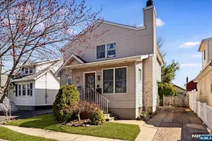 12-17 Roosevelt Pl, Fair Lawn, NJ 07410 - Photo 24