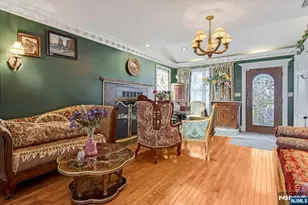 12-17 Roosevelt Pl, Fair Lawn, NJ 07410 - Photo 2