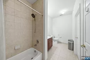3120 Cory Ln 3120, Elmwood Park, NJ 07407 - Photo 6