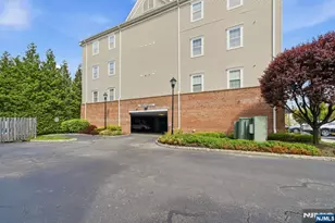 3120 Cory Ln 3120, Elmwood Park, NJ 07407 - Photo 10
