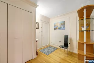 201 Oakdene Pl C00E2, Cliffside Park, NJ 07010 - Photo 8