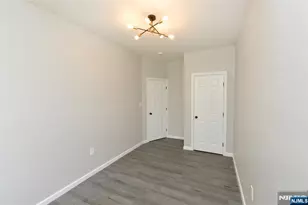 23 Bayview Ave, Jersey City, NJ 07305 - Photo 12