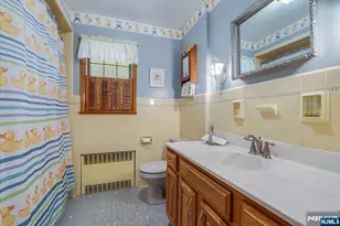 187 Henry Pl, Wyckoff Township, NJ 07481 - Photo 16