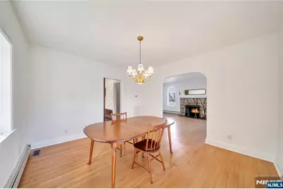 431 Van Renssalaer Court, Ridgefield, NJ 07657 - Photo 12