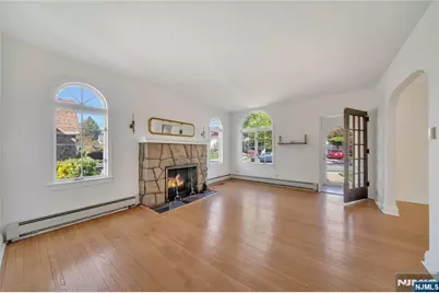 431 Van Renssalaer Court, Ridgefield, NJ 07657 - Photo 6