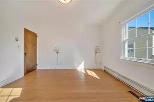 431 Van Renssalaer Ct, Ridgefield, NJ 07657 - Photo 20