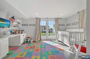 431 Van Renssalaer Ct, Ridgefield, NJ 07657 - Photo 30