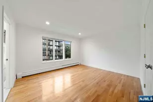 2479 8th St, Fort Lee, NJ 07024 - Photo 10