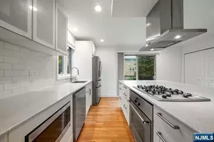2479 8th St, Fort Lee, NJ 07024 - Photo 6