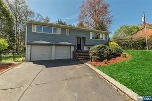 595 Echo Glen Ave, River Vale Township, NJ 07675 - Photo 2