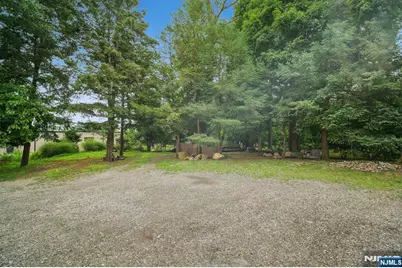 534 Durie Avenue 3 #3, Closter, NJ 07624 - Photo 8