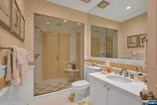 86 Fox Hedge Rd, Saddle River, NJ 07458 - Photo 32