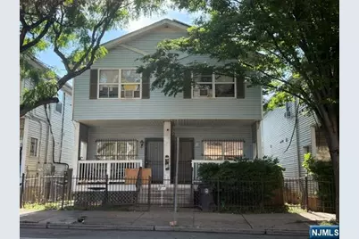 290 Bergen Street, Newark, NJ 07103 - Photo 1