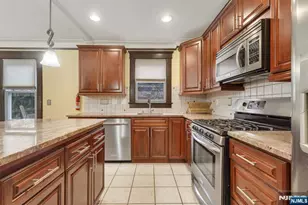 429 Palisade Ave, Cliffside Park, NJ 07010 - Photo 10