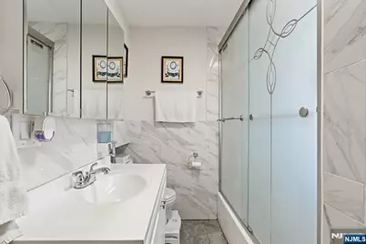 89 6th Street, Clifton, NJ 07011 - Photo 22